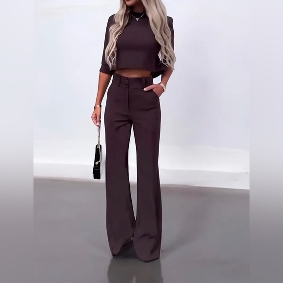 Adorable NWT boutique deep red High-waist, wide-leg 2-piece pant set! Size XS. - Picture 4 of 14